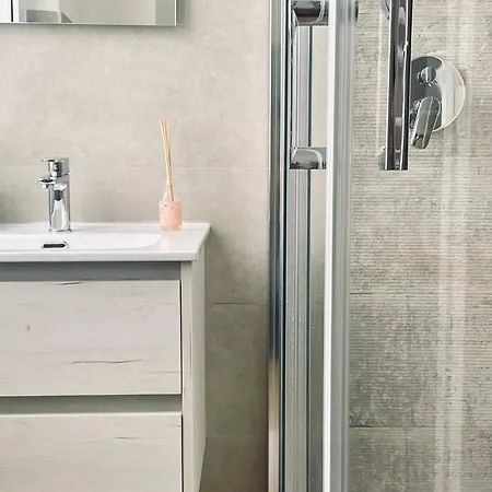 Biffi 2 - Garbatella 4* Rzym